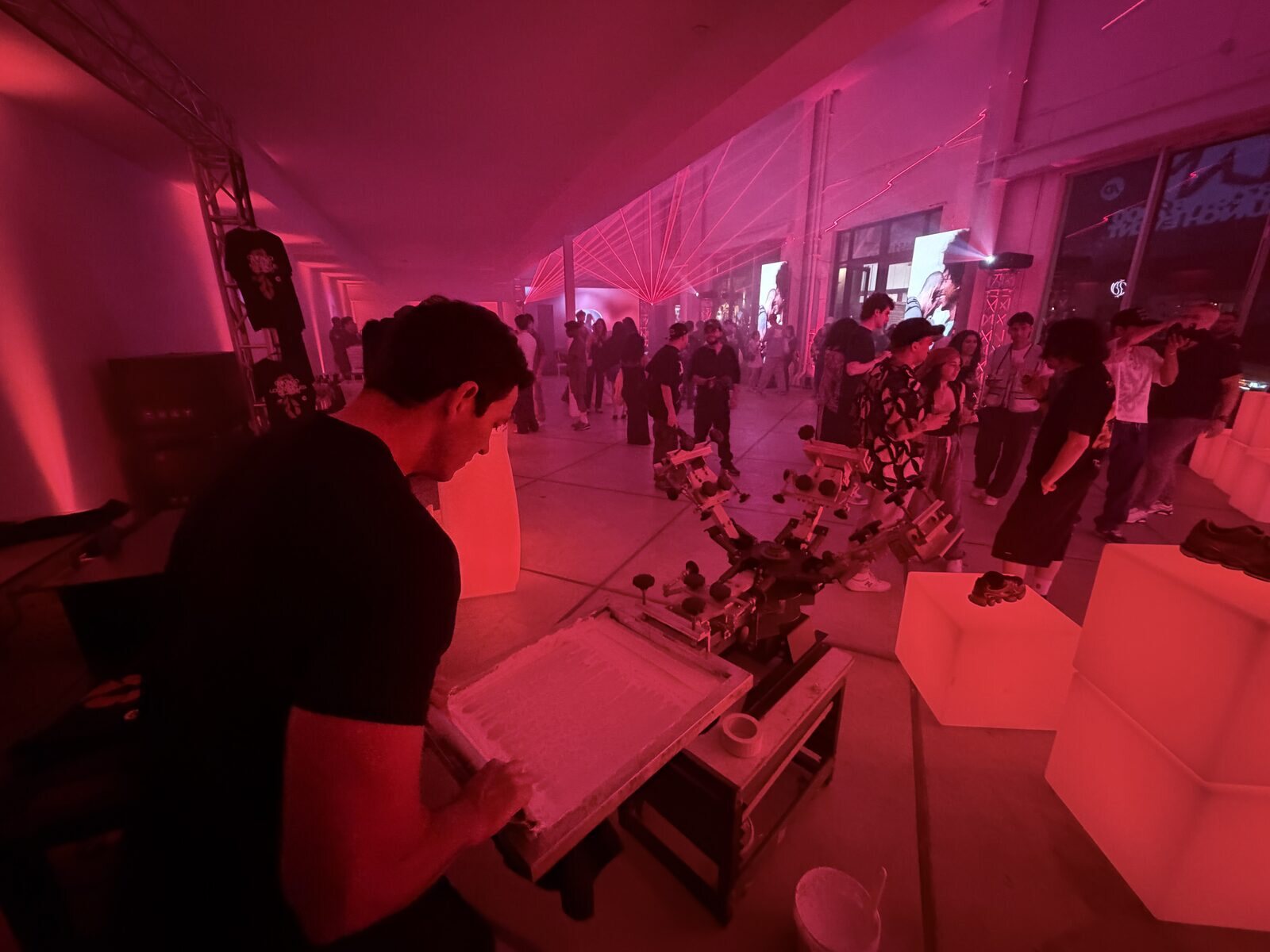 Live merch printing at an Orlando corporate conference